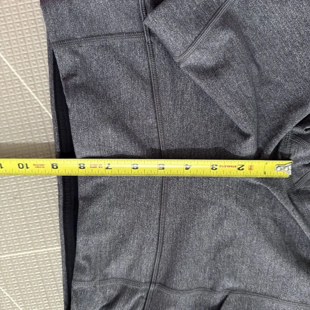 Lululemon Pace Revival Crop‎ Leggings Size 4 Gray & Black EUC